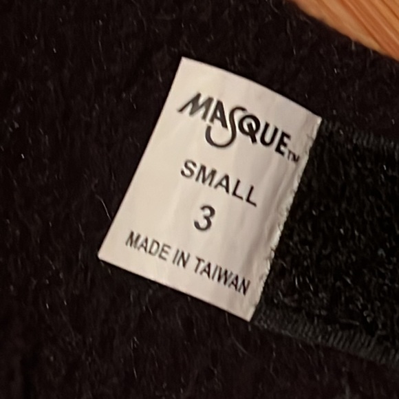 Masque small - Picture 2 of 3